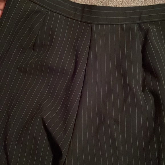 Briggs New York black pin stripped trouser size 10. NWOT - Picture 10 of 10